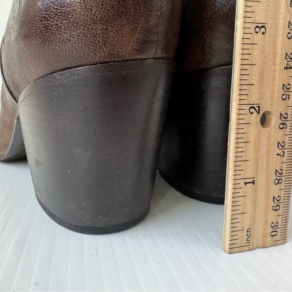 Frye Lucinda Scrunch stretch shin high boots size 7 brown heeled - Picture 7 of 11
